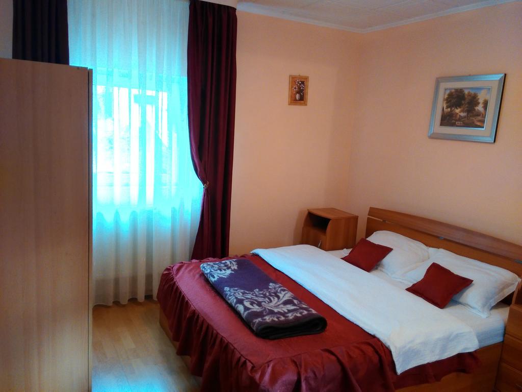 Vila Marcela Buşteni Quarto foto